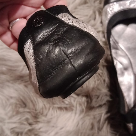 Tory Burch flats - Picture 4 of 8